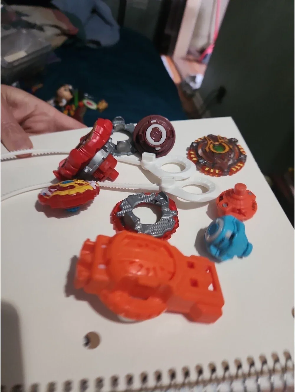 Assorted Small Lot of Beyblade Bay Blades Launchers & Parts Metal & Plastic!